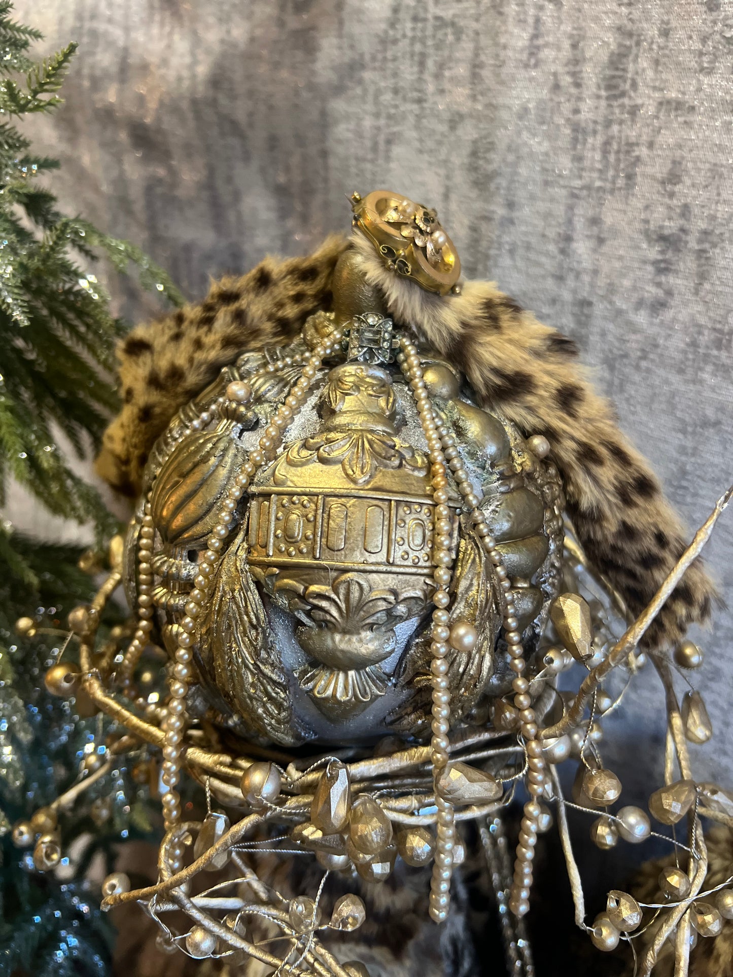 Vintage Leopard Print & Pearl Holiday Centerpiece ~ Silver & Gold Vintage Christmas Ornament ~ Vintage Christmas Decorations